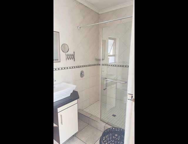 1 BEDROOM APARTMENT RENTED IN MONTANA TUINE